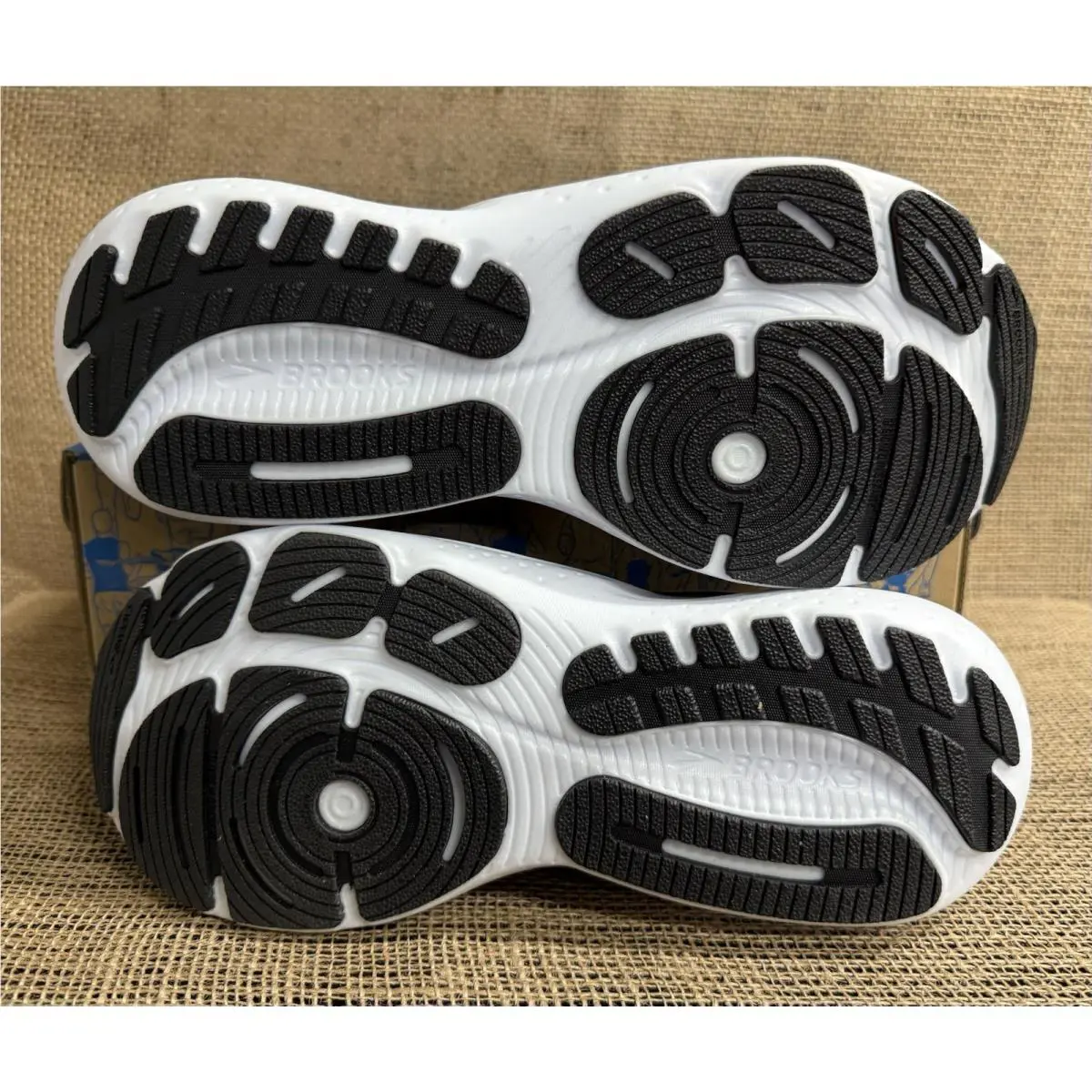 Brooks shoes - Brooks Glycerin 21 - Glycerin - 110419-090 - Black/Grey/White 8