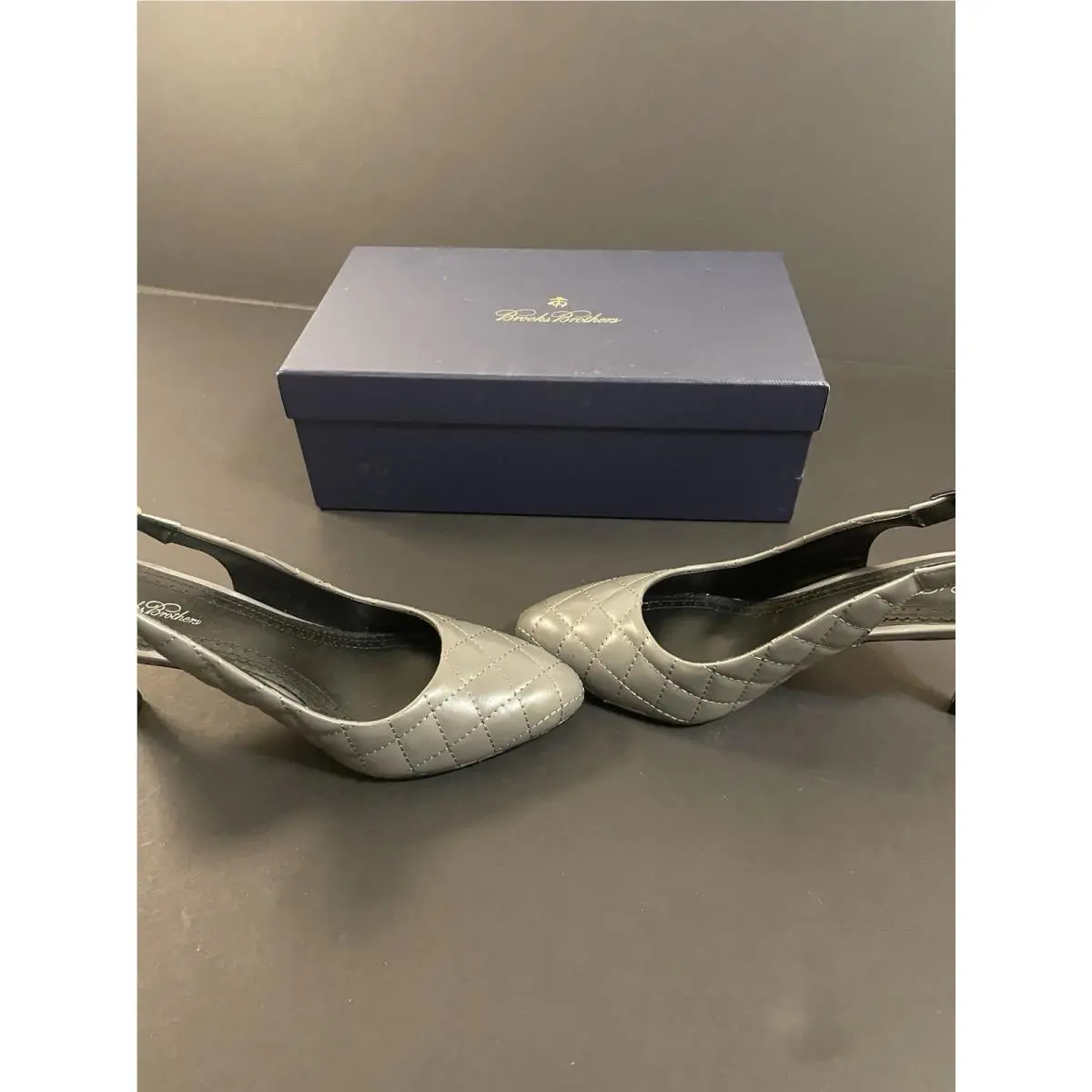 Brooks shoes - Brooks Brothers - Brothers - Gray 3