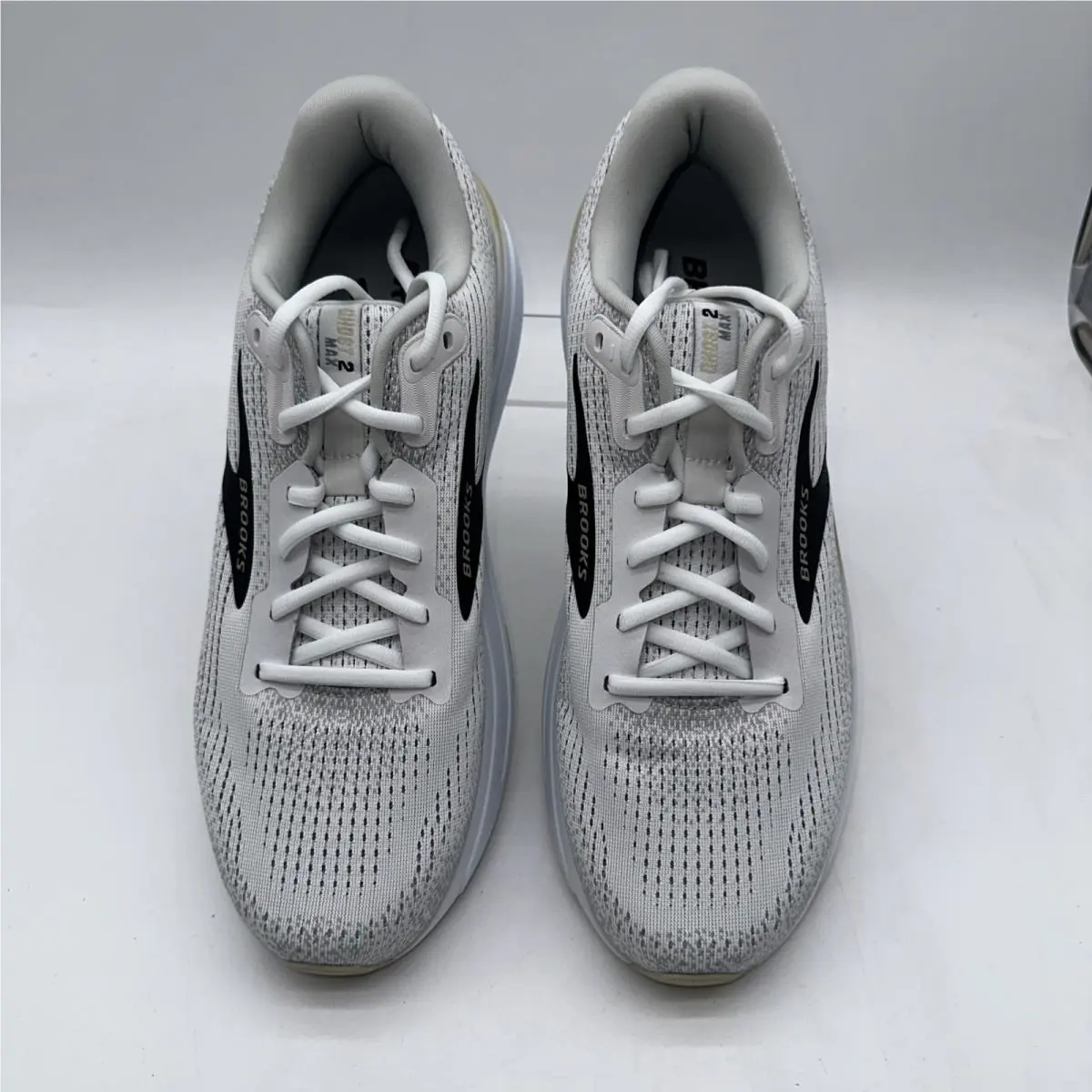 Brooks shoes - Brooks Ghost Max 2 - Ghost Max - 110431-1D-125 - White 3