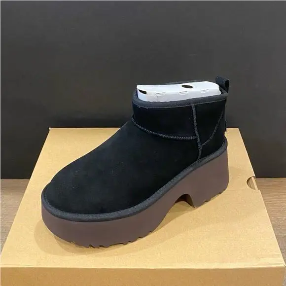 UGG shoes - Classic Ultra Mini New Heights - Black 4