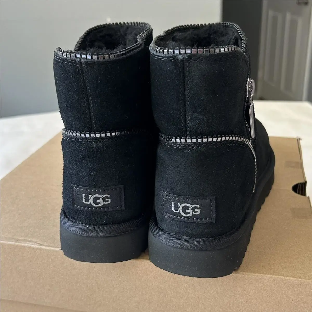 UGG shoes - Black 3