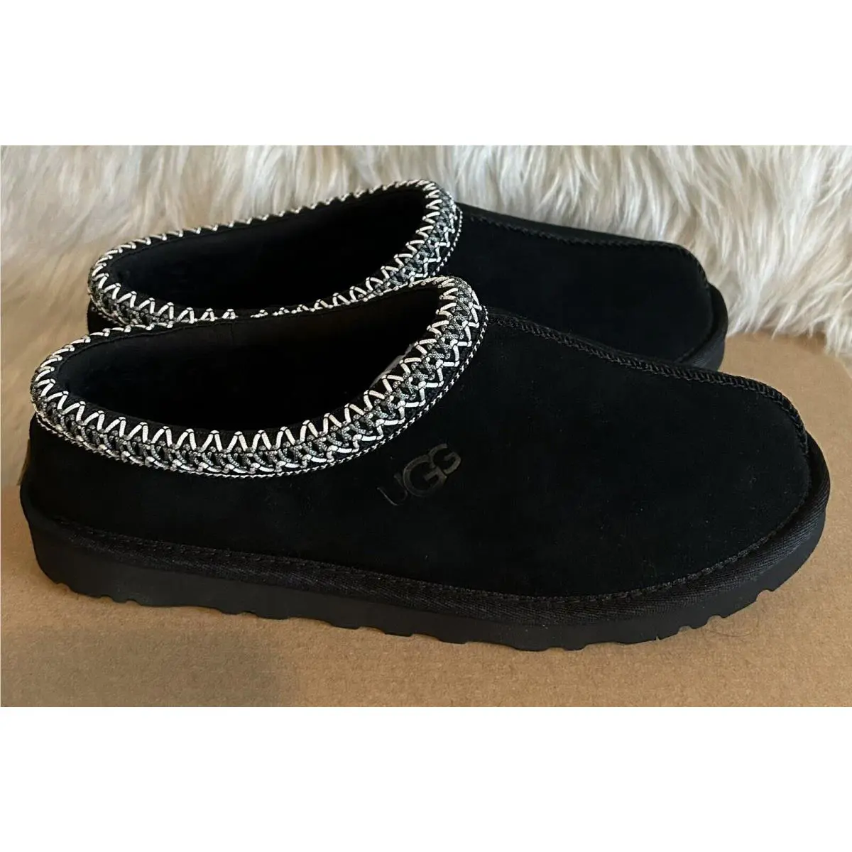 UGG shoes - UGG Tesman - Tesman - 5950-BLK - Black (UPC: 0737872990497) 0