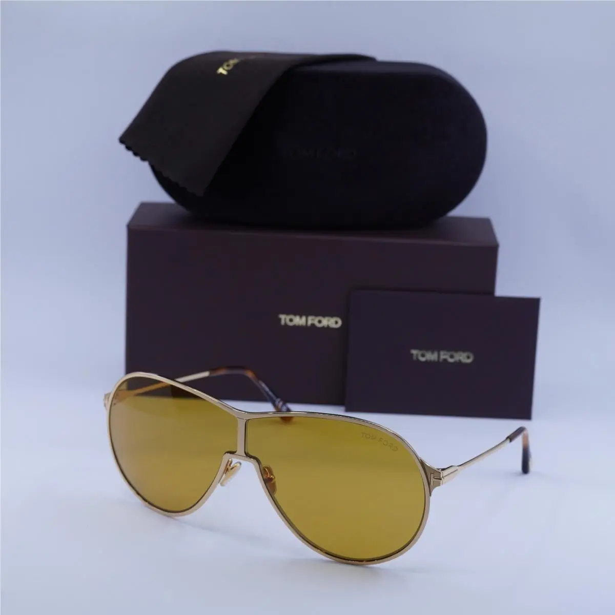 FT1174 30E Shiny Deep Gold/brown 71-2-140 Sunglasses by Tom Ford