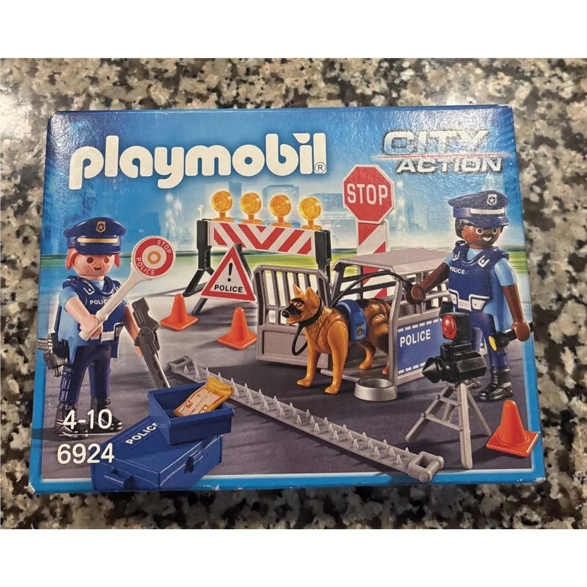 Playmobil 6924 City Action: Police Roadblock Police and Dog