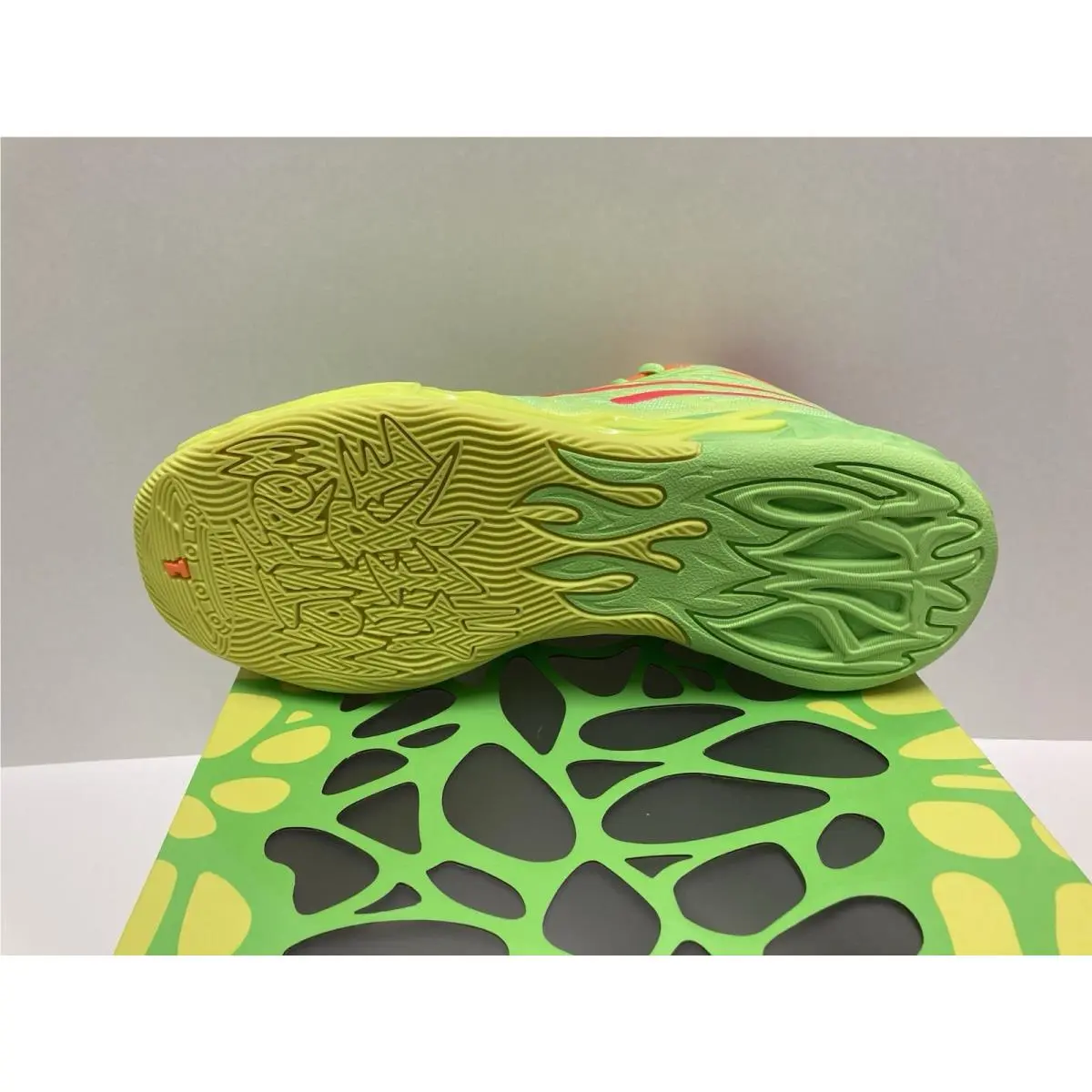 Puma shoes - PUMA MB 04 - 311421-01 - Yellow Green (UPC: 197673008034) 4