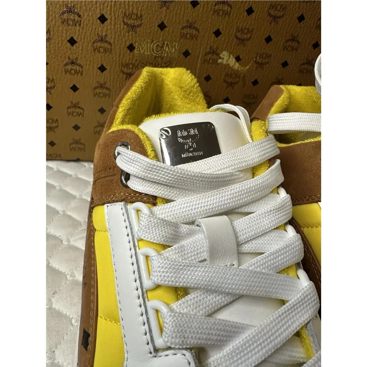 Puma shoes - PUMA Slipstream - Slipstream - 38766501 - Brown, White, Yellow (UPC: 195101356238) 1