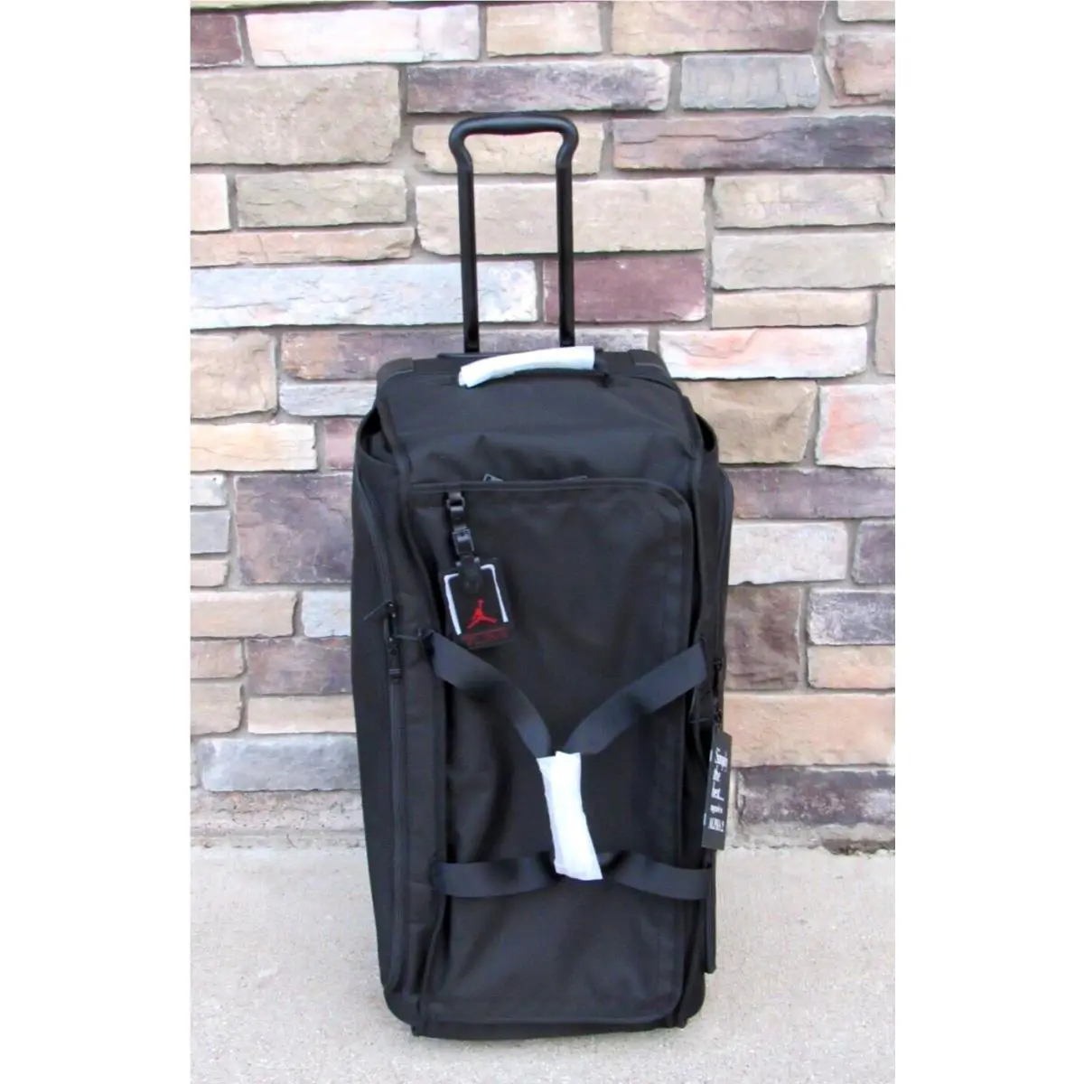 Nos Tumi Alpha 2 Fxt Large Duffle Michael Jordan Jumpman Luggage Mib w/ Wheels