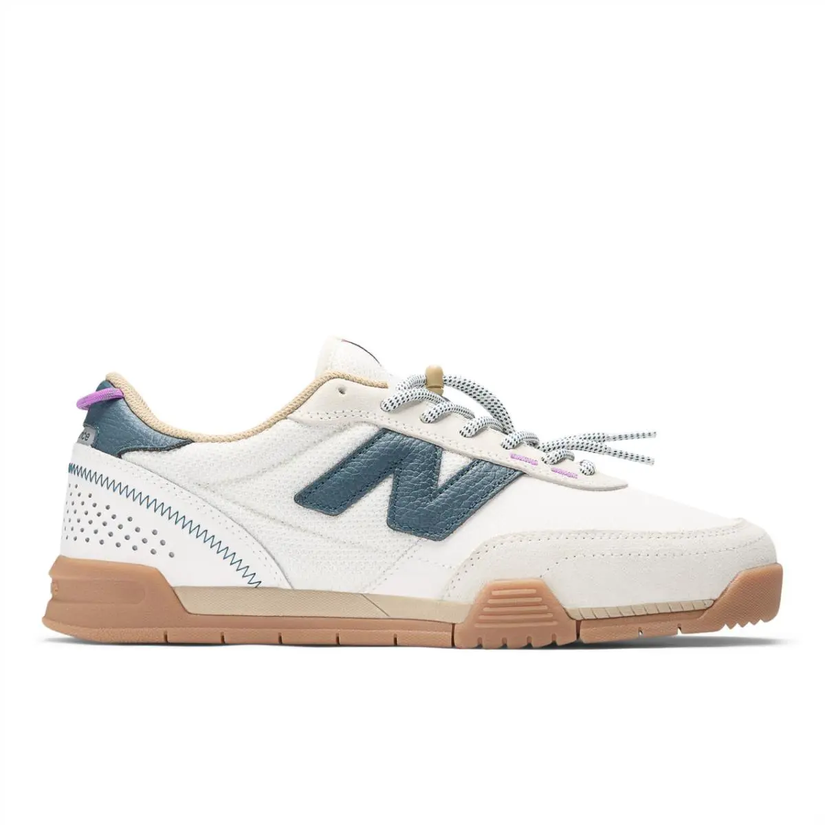 New Balance shoes - Sea 4