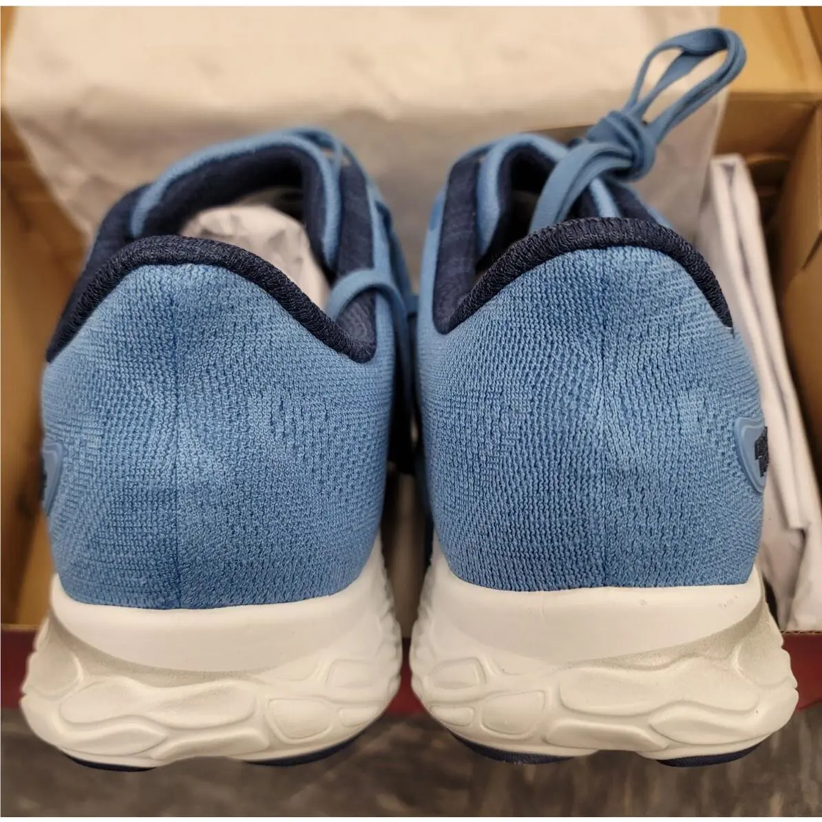 New Balance shoes - MEVOZLG3 - Blue (UPC: 196432844258) 2