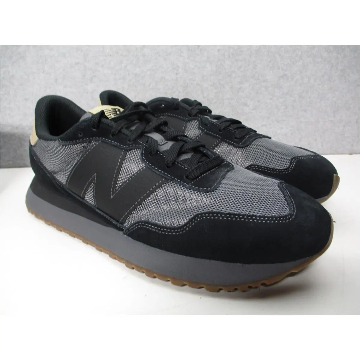 New Balance shoes - New Balance 237 - Black 1