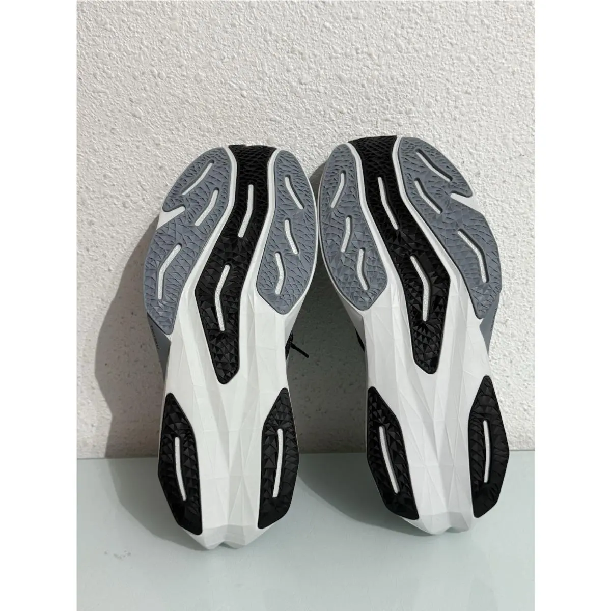 New Balance shoes - New Balance FuelCell Rebel - FuelCell Rebel - MFCXLK4 - Gray 5