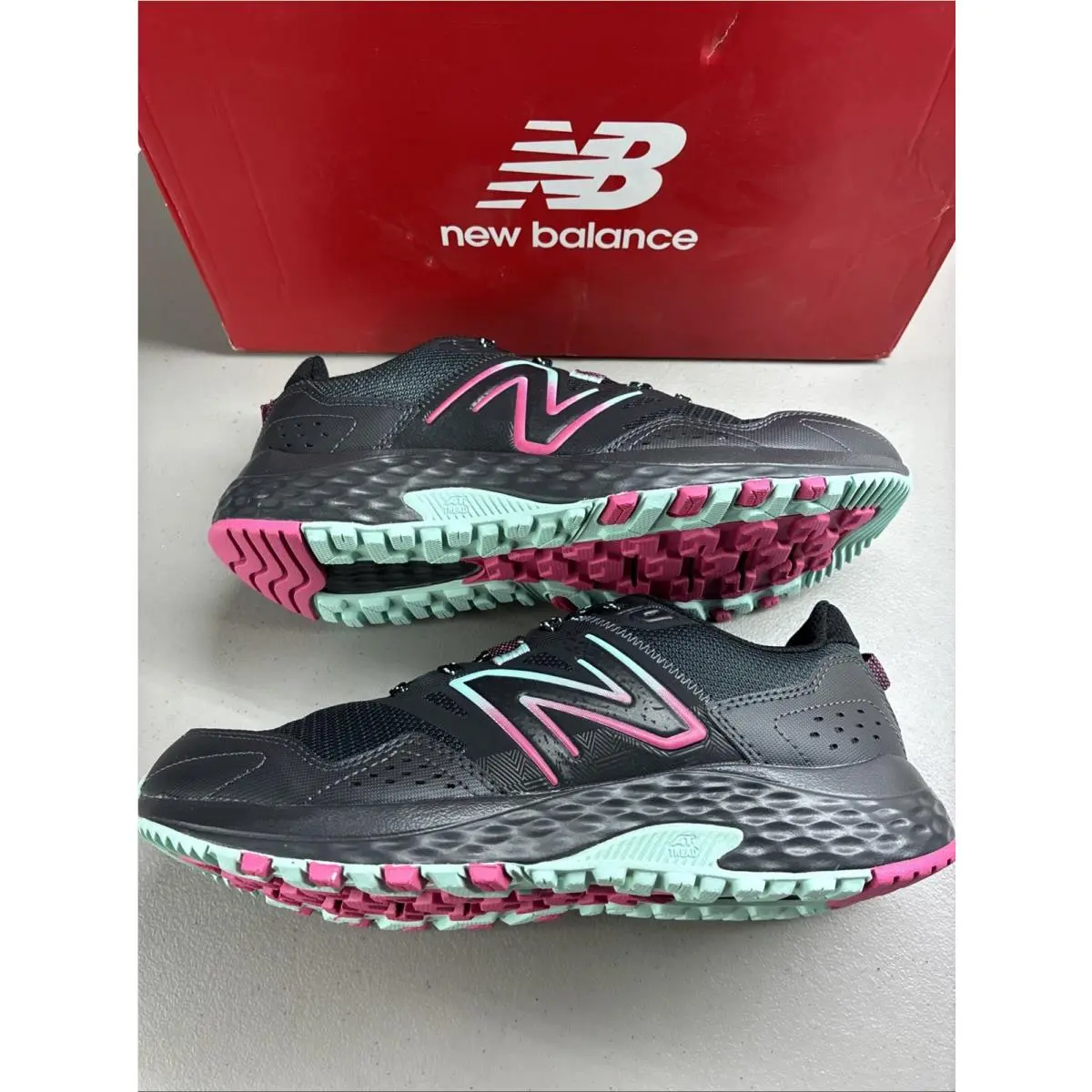 New Balance 410v8 WT410LC8 Trail Running Shoes Women’s 8 B Medium Black Blue