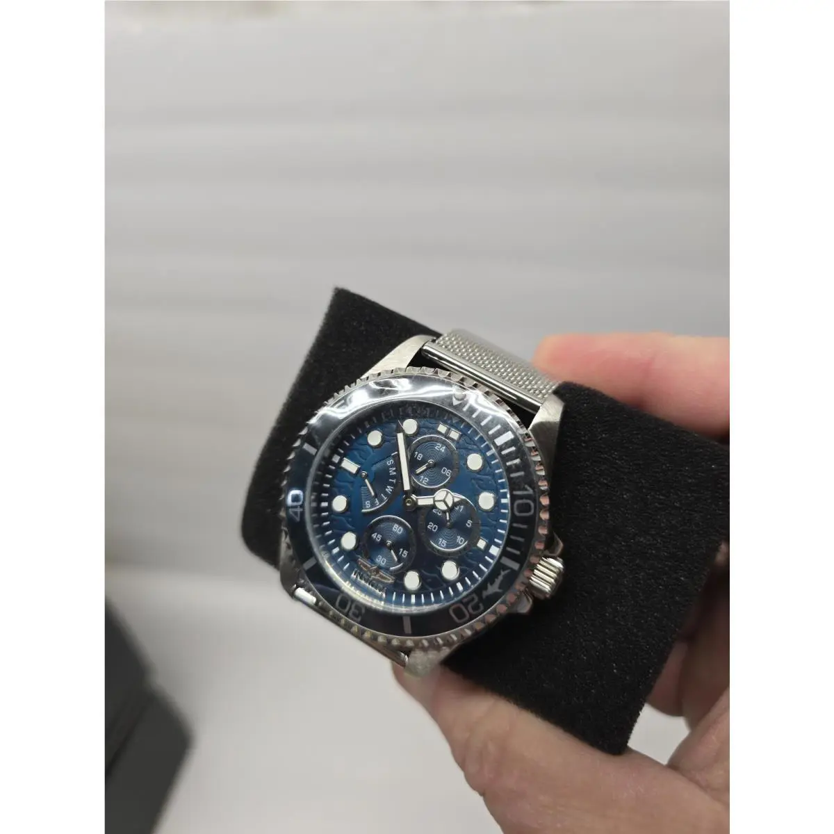 Invicta Men`s Pro Diver Chronograph Watch Stainless Steel Mesh Band