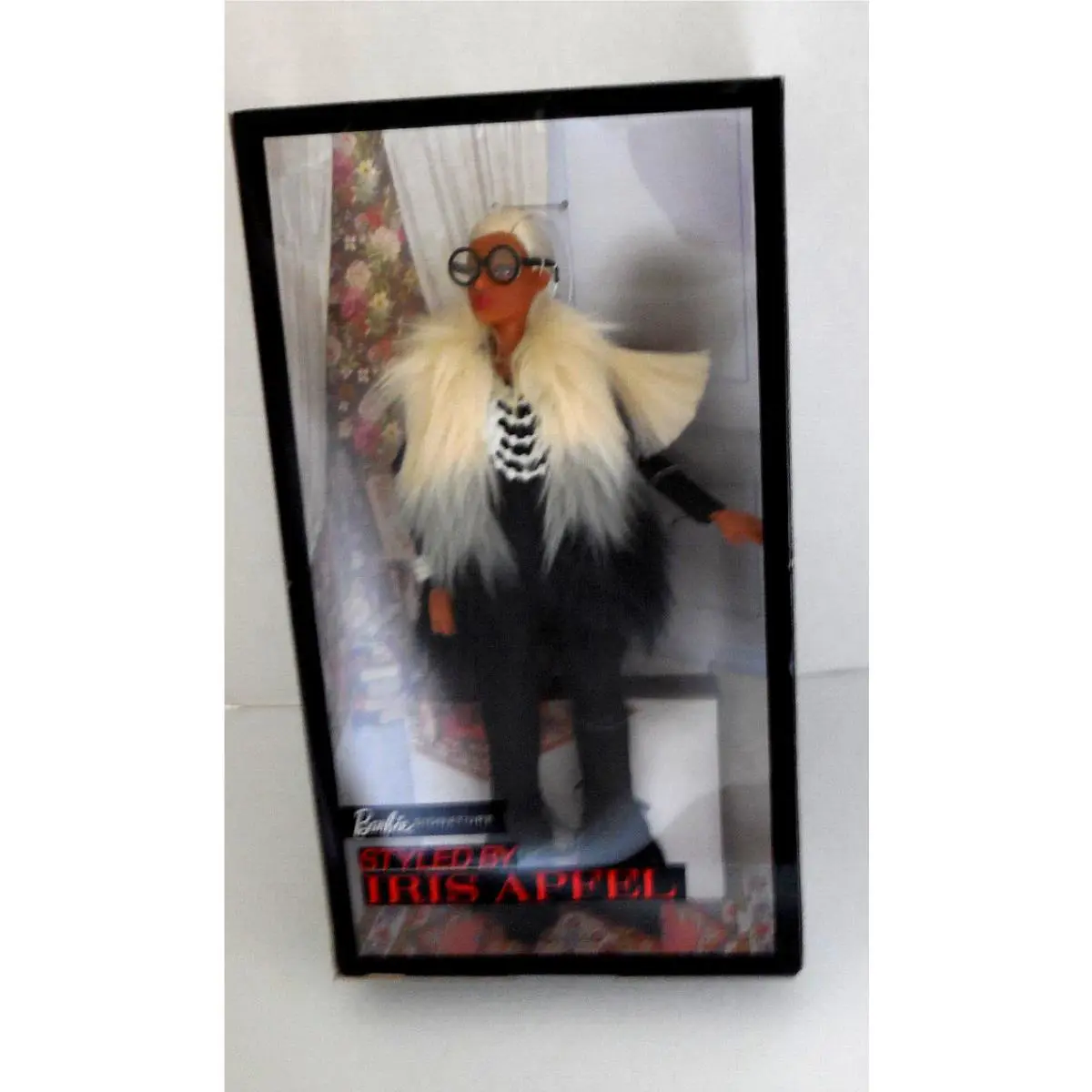Barbie Signature Styled by Iris Apfel Doll 2018