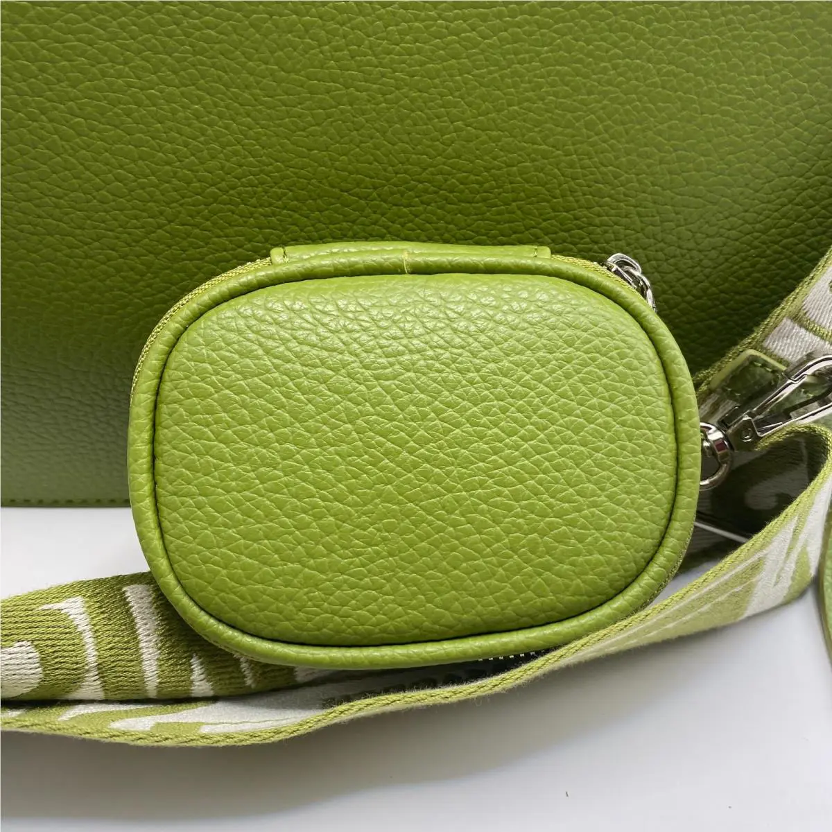 Womens Matteo Going Green Satchel DT624550 BMATTEO2 by Steve Madden ...