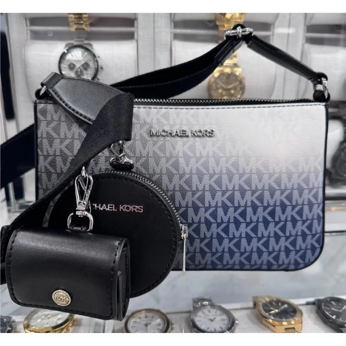 Michael Kors Jet Set Travel SM Crossbody Tech 3in1 Bag Black Ombre