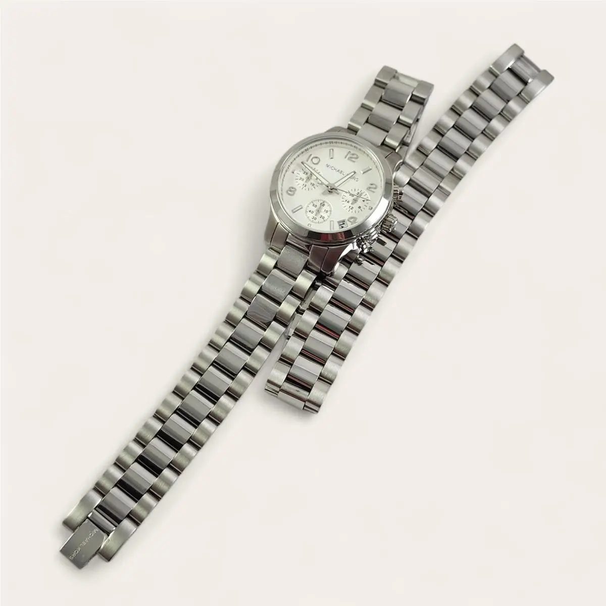 Runway Silver Double Wrap Women`s Watch MK7454 Nwot by Michael Kors
