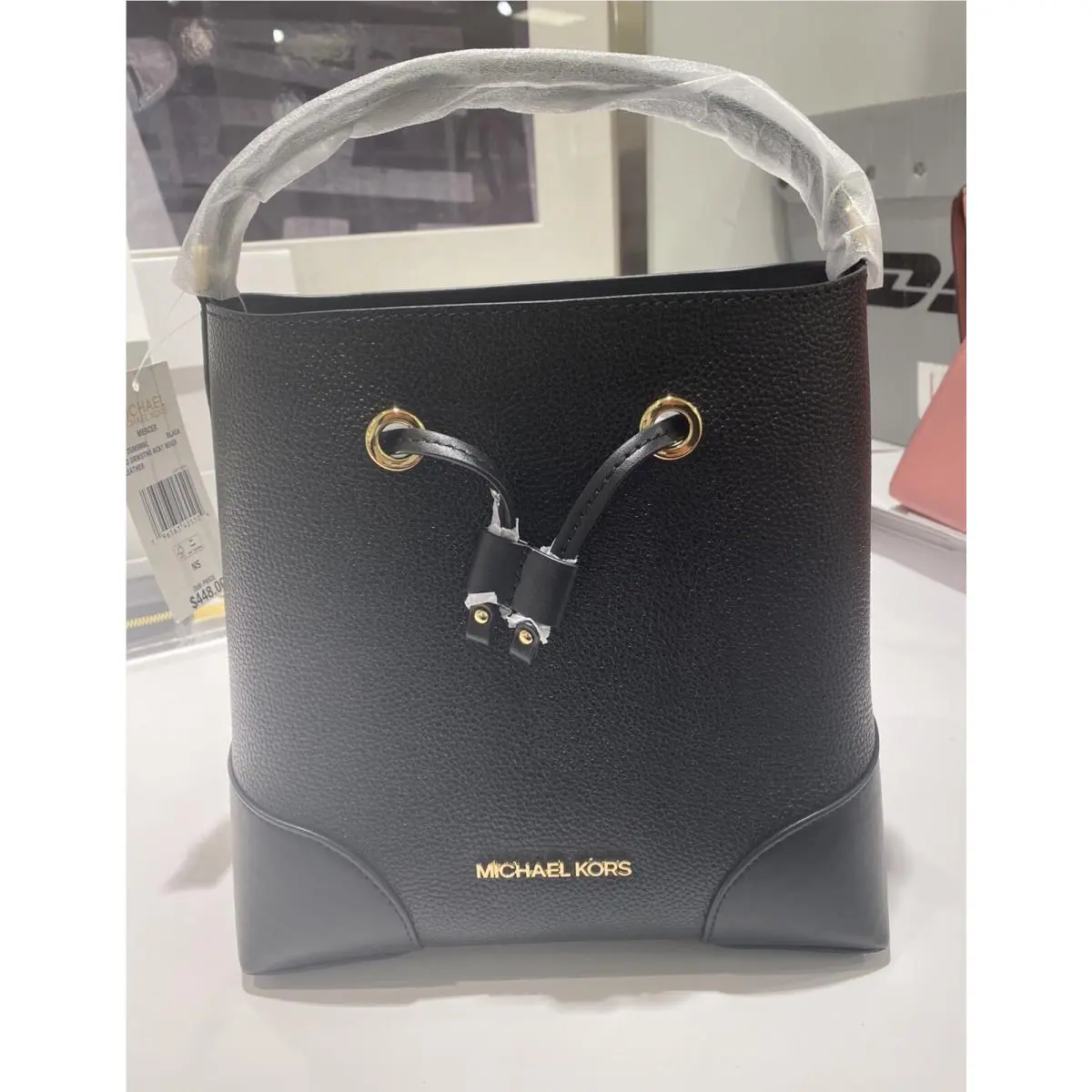 Michael Kors Mercer Medium Drawstring Bucket Messenger - Black