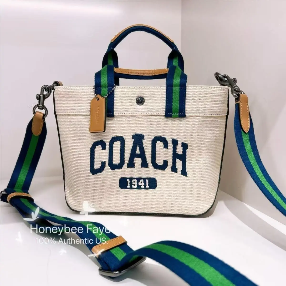 Tote Bag 20 with  Graphic CBK29 by Coach