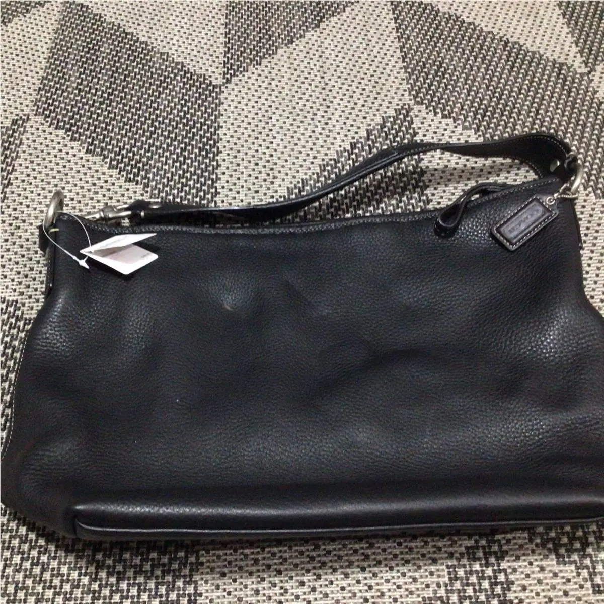 Coach A0985-F13094 Large Black Pebble Leather Hobo Detachable Strap Purse