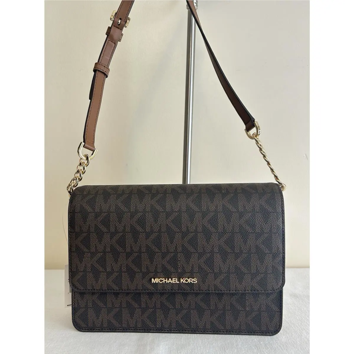 Michael Kors Brown/ Luggage Daniela Large Gusset MK Crossbody Bag Handbag