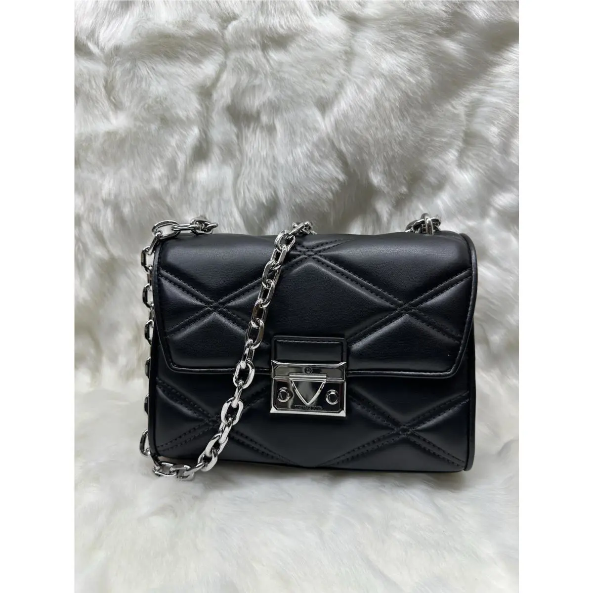 Michael Kors Serena Medium Flap Quilted Leather Shoulder Bag - Black