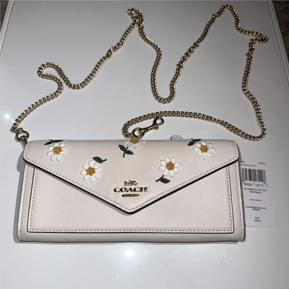Coach Slim Envelope Wallet Daisy Emboldened Print with Chain Chalk B