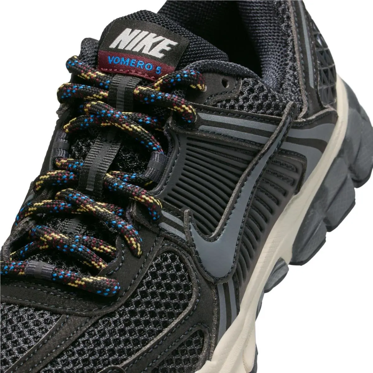 Nike shoes - Black 3