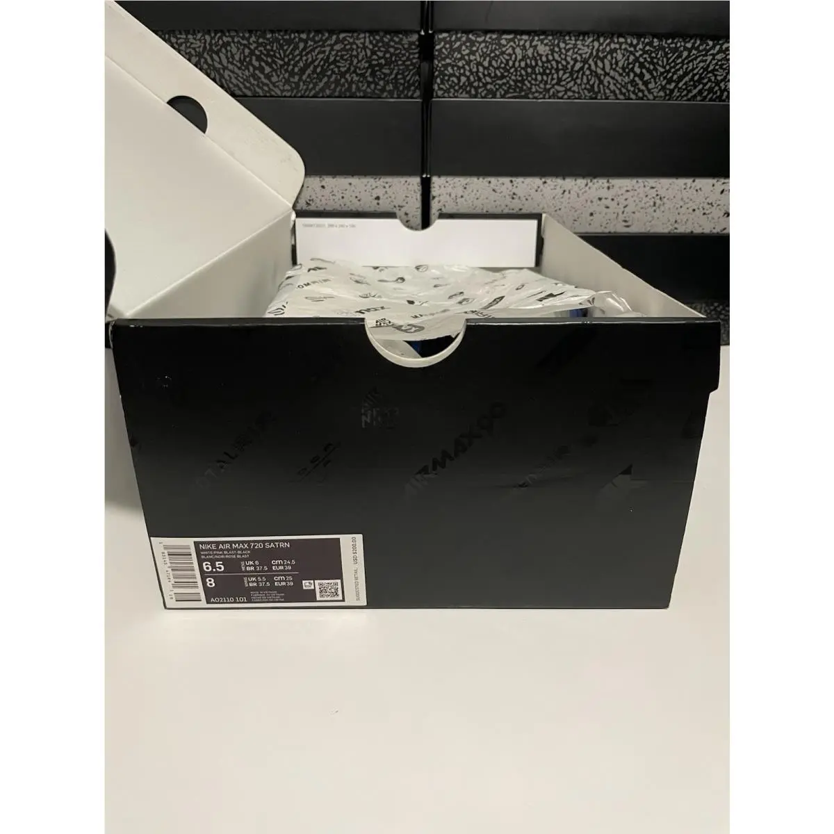 Nike shoes - Nike Air Max 720 Saturn - AO2110-101 - White/Pink Blast-Black 4