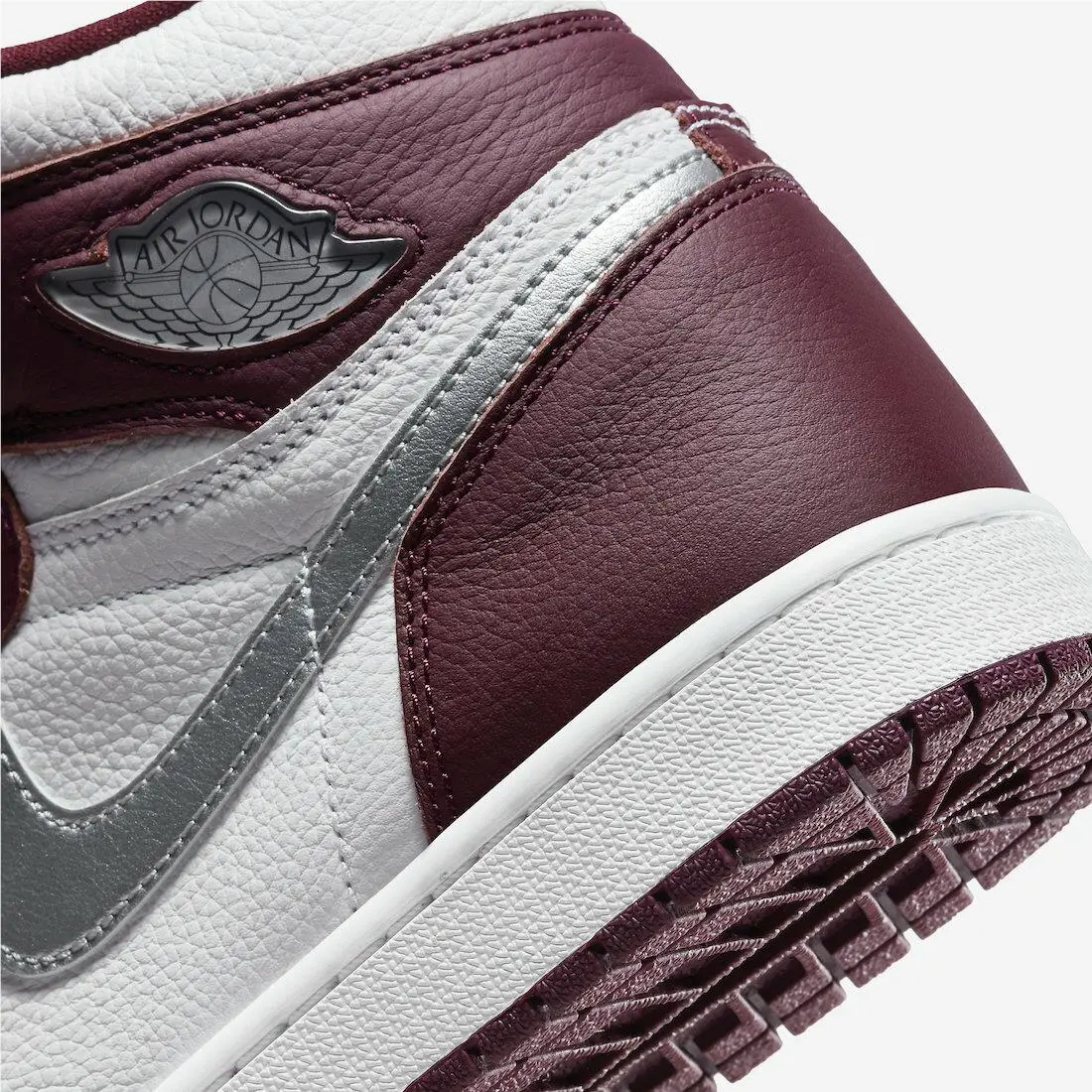 Nike shoes - Air Jordan 1 - Air - 555088-611 - White 15