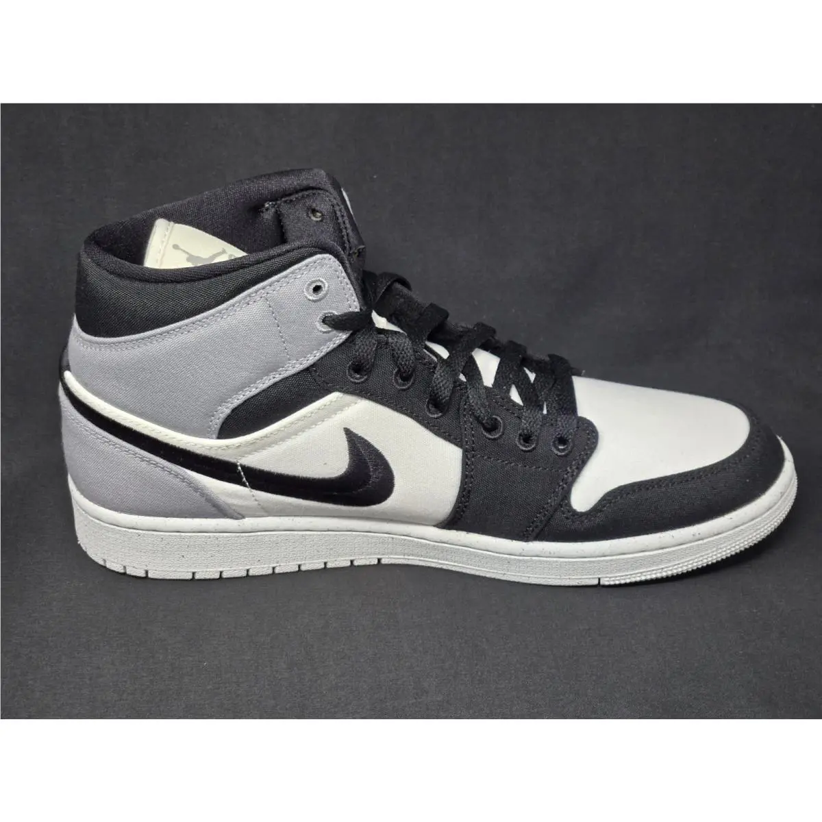 Nike shoes - Air Jordan 1 Mid SE - DV0427-100 - Black 14