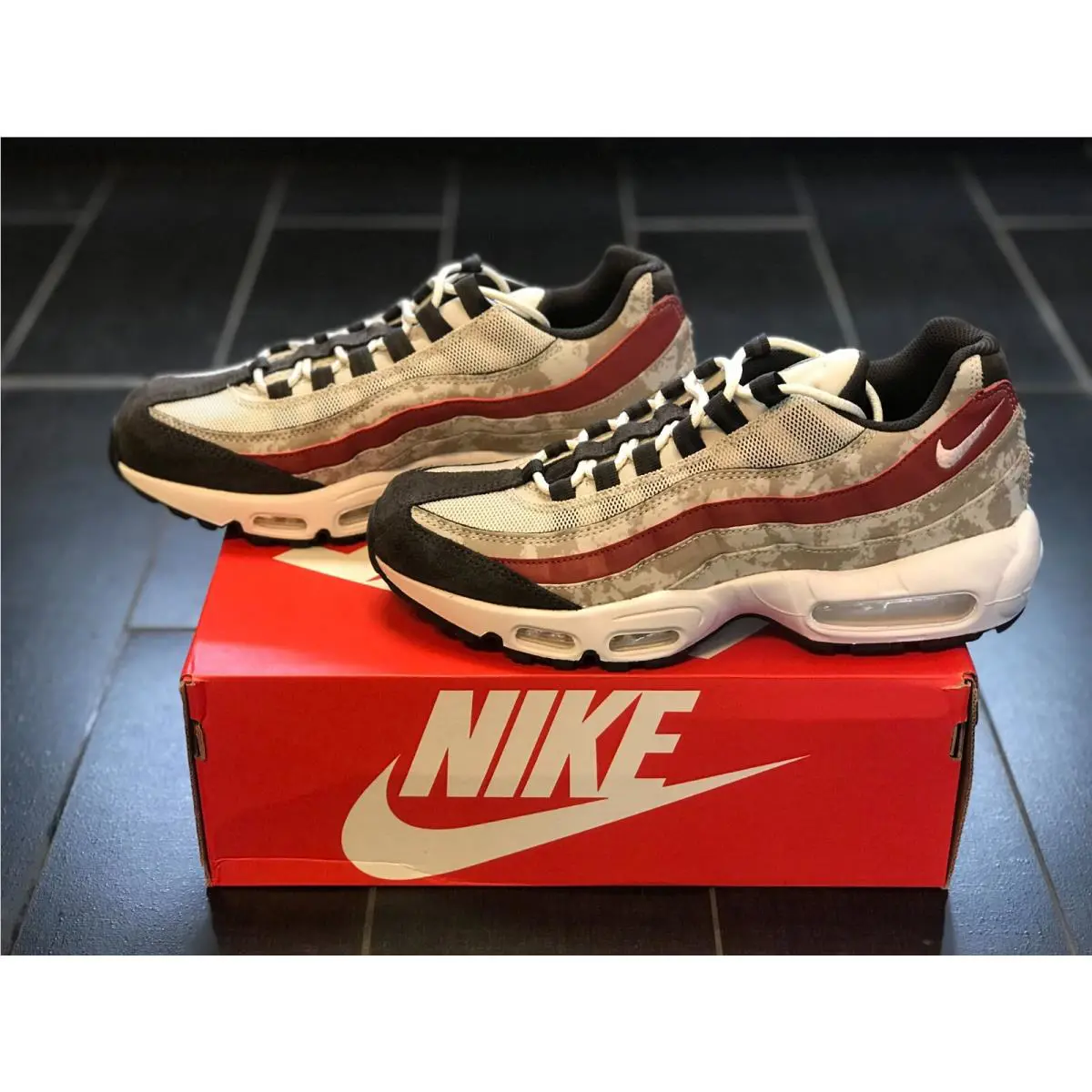 Nike shoes - DQ9016-001 - DQ9016-001 - Light Bone / Red 8