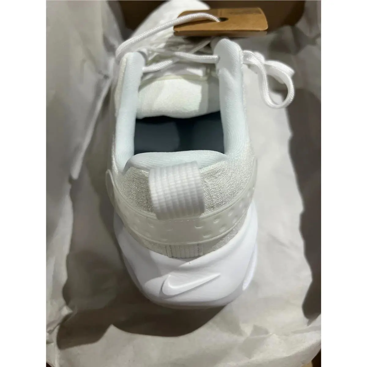 Nike shoes - White 4