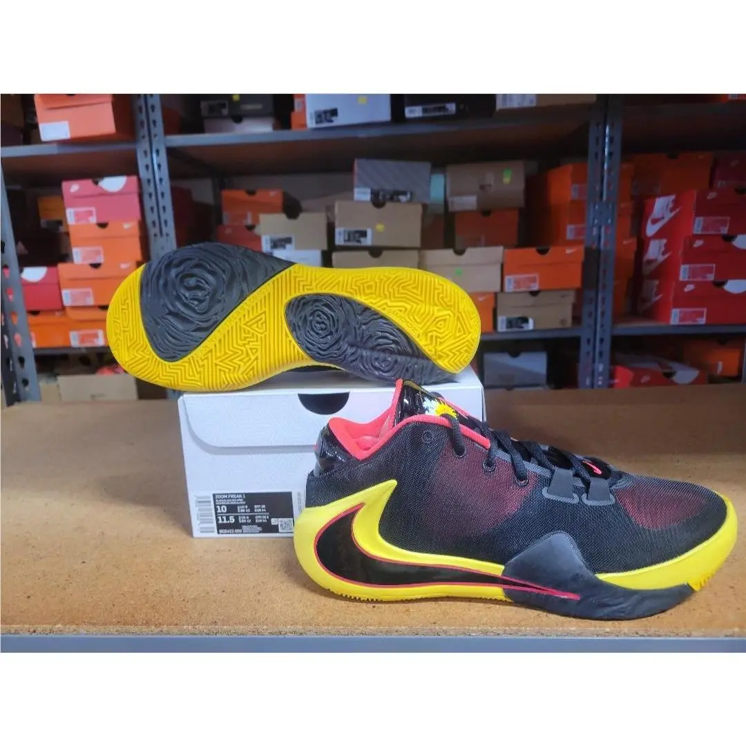 Nike shoes Zoom Freak - Black Red Orbit 5