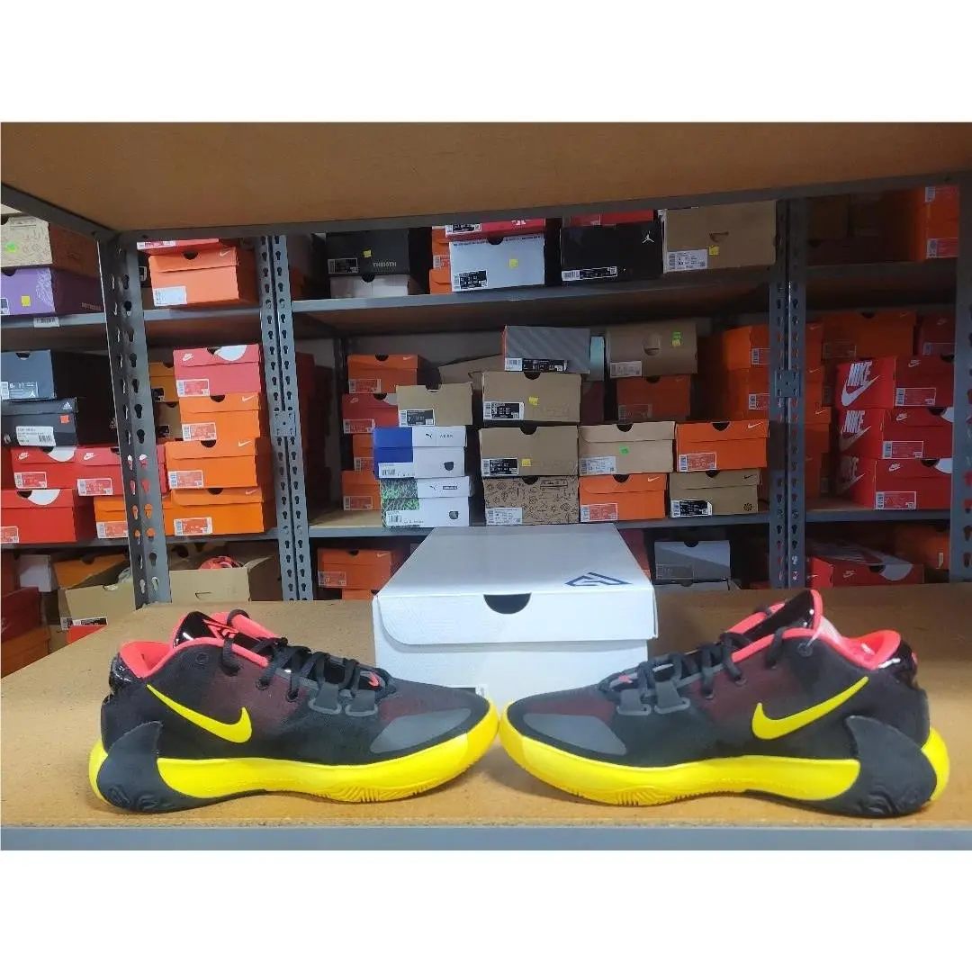 Nike shoes Zoom Freak - Black Red Orbit 7