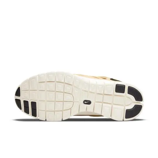 Nike shoes - Nike Free Run - Free Run - DM9057-200 - Beige 4