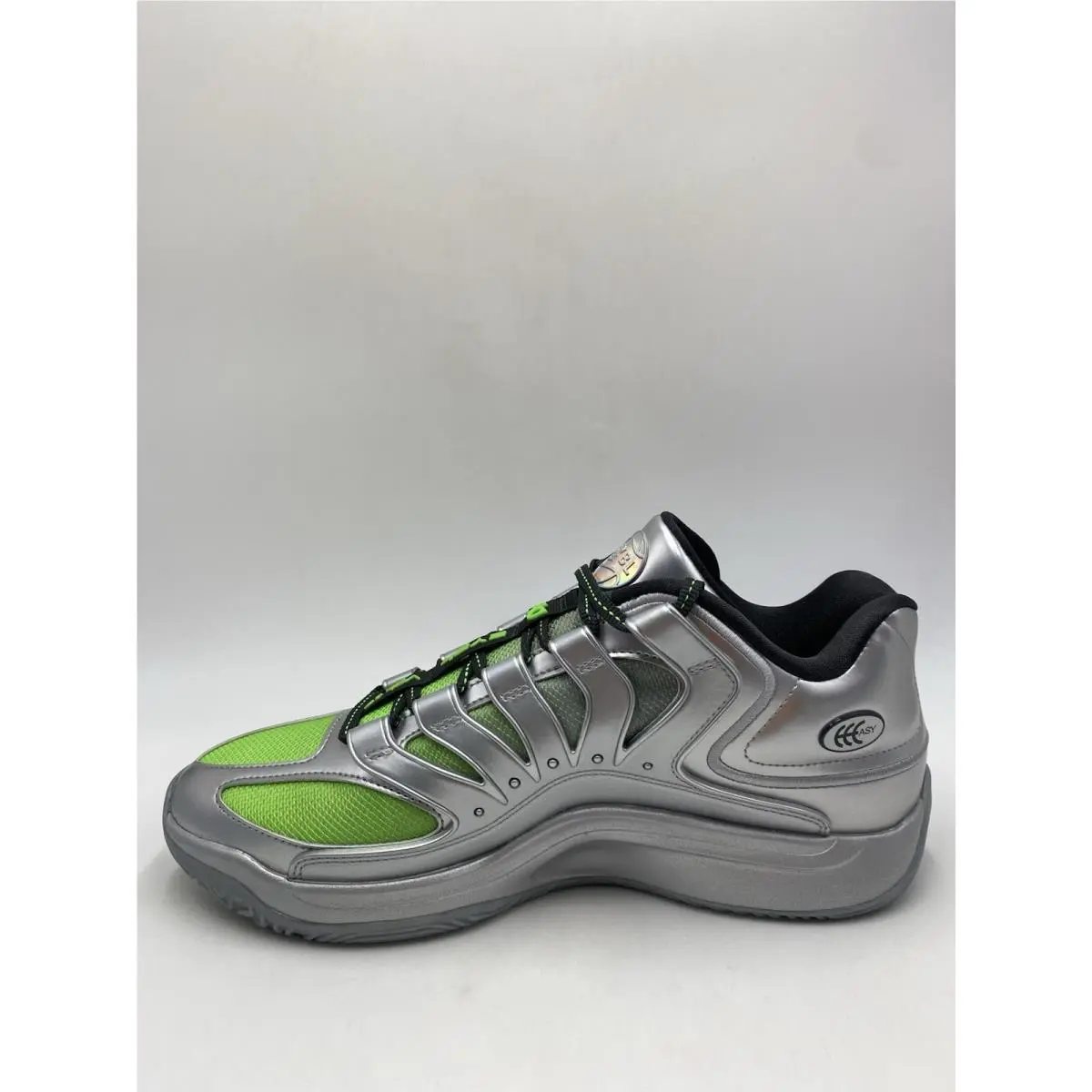 Nike shoes - KD18 - IF2519 001 - Metallic Silver/DK Smoke Grey (UPC: 198480885221) 1