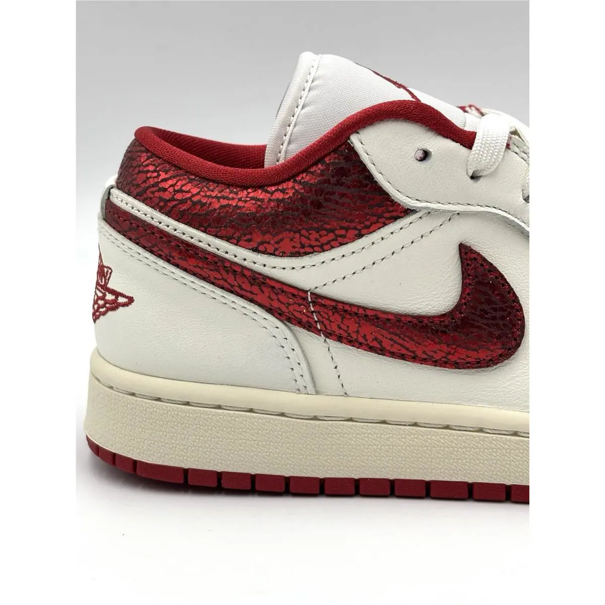 Nike shoes - Air Jordan 1 Low - Air Low - HJ9338-106 - Red 8