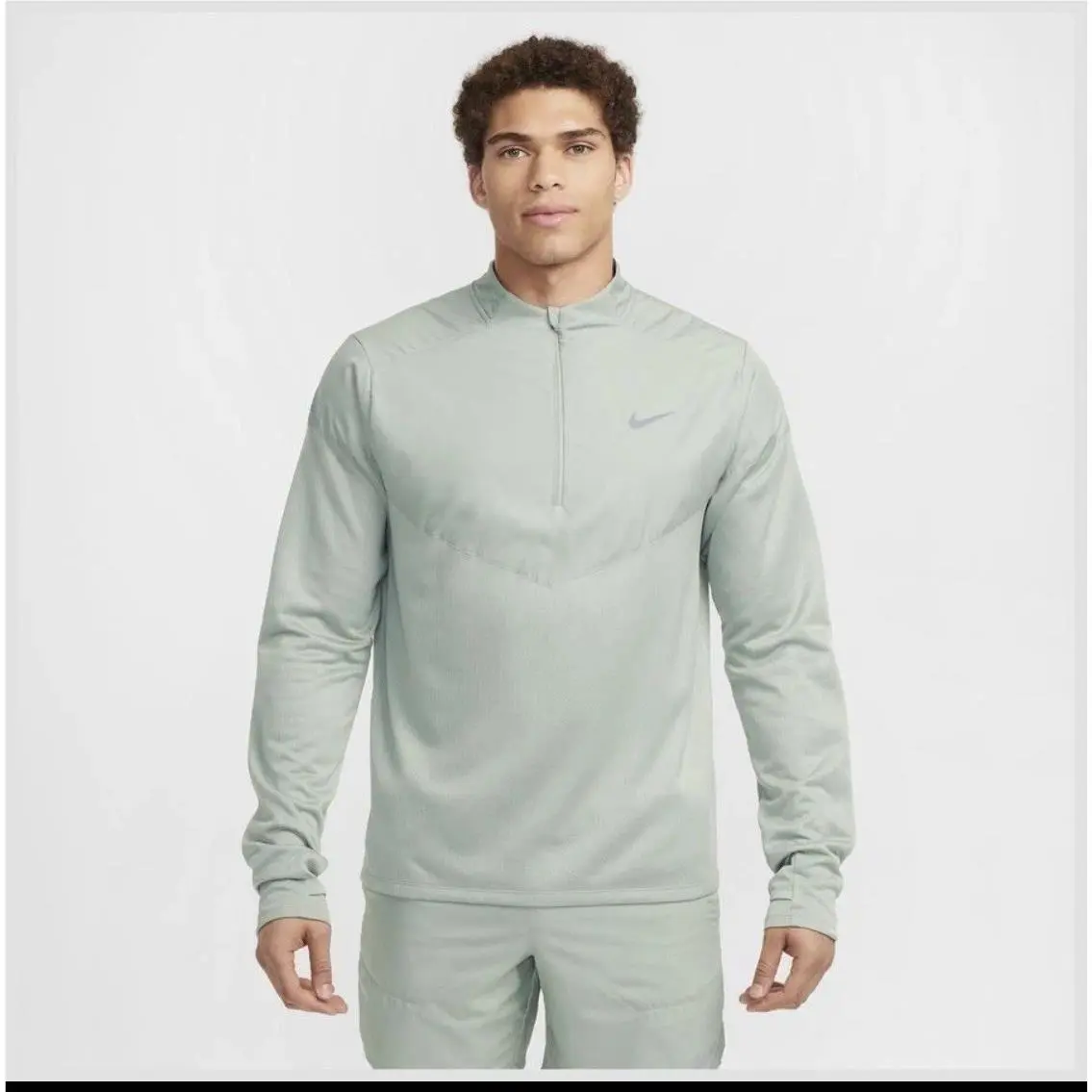Nike clothing - Nike Sphere Element Therma-FIT Running Top - FZ1115-370 - Jade horizon/reflective silver 2