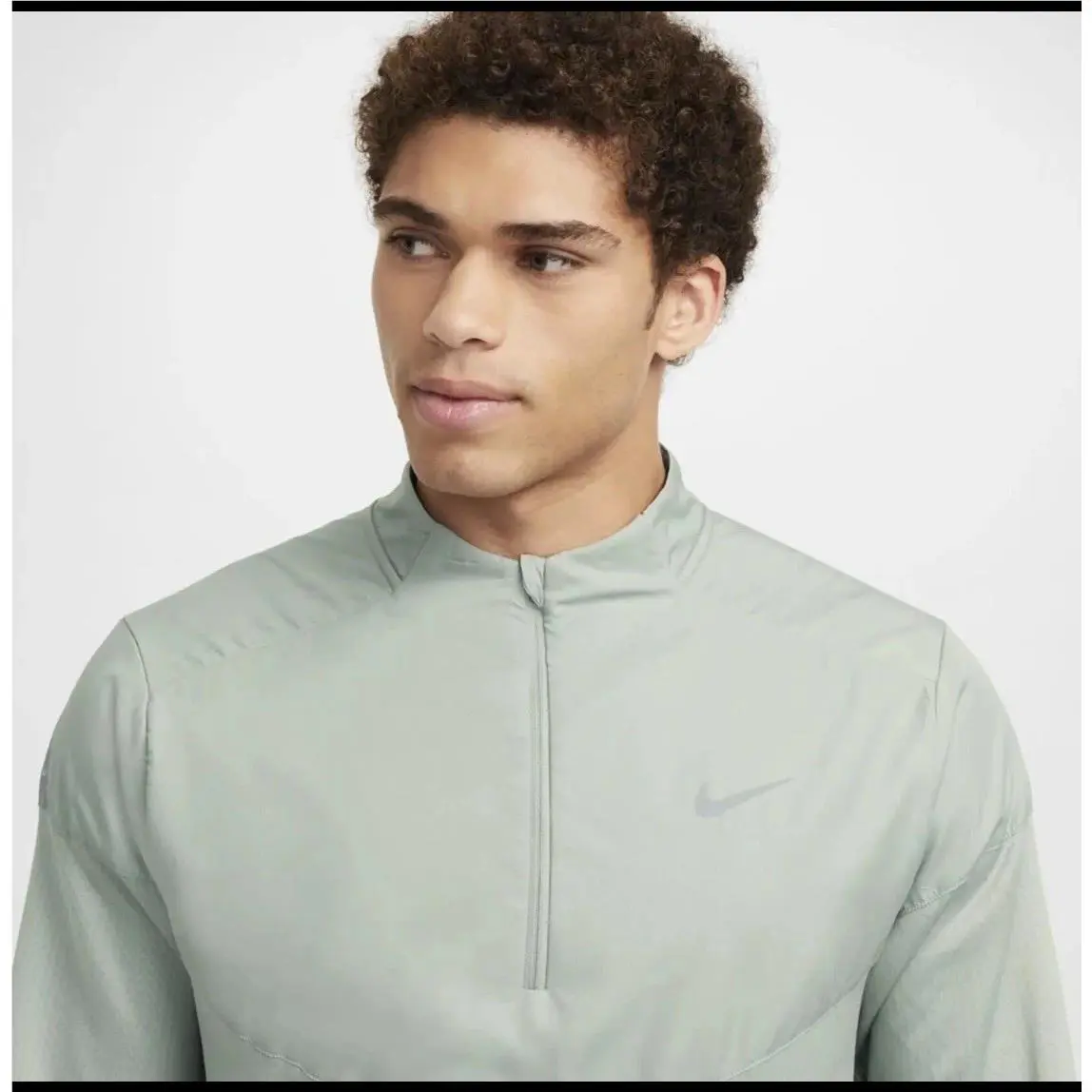 Nike clothing - Nike Sphere Element Therma-FIT Running Top - FZ1115-370 - Jade horizon/reflective silver 4