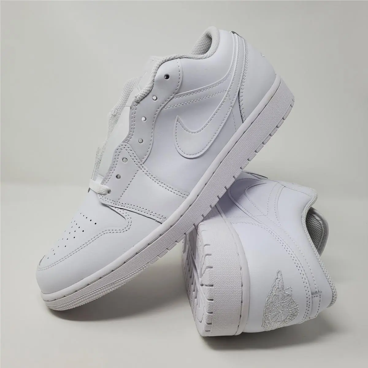 Air Jordan 1 Low Triple White 553558-136 Men`s Size 12 by Nike
