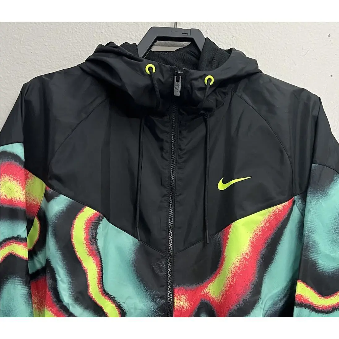 Nike clothing - Nike Max Volume Windrunner Woven Lined Jacket - HF4446-674 - Multicolor (UPC: 197595592499) 1