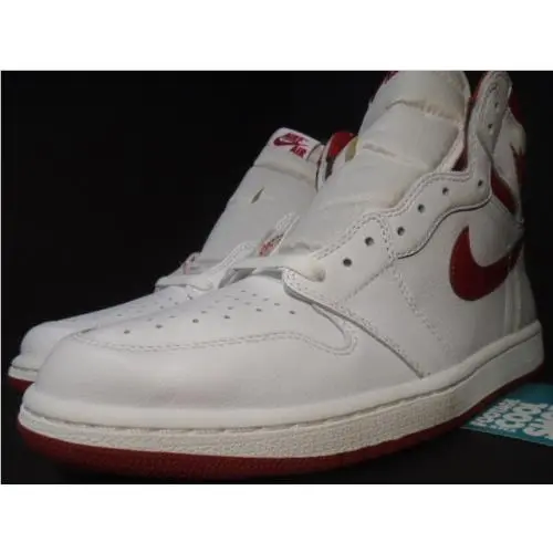 Nike shoes - Nike Air Jordan 1 Retro High OG - 555088-103 - White 2
