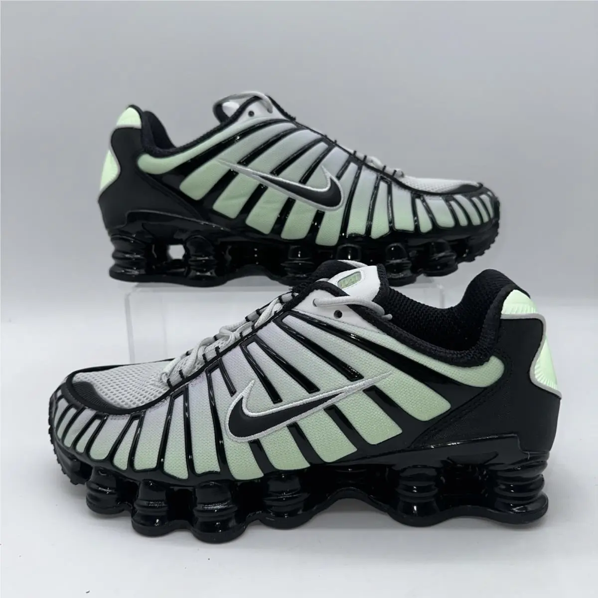 Men`s Size 9.5 Shox TL AV3595 300 Sneaker Trainer Black Running by Nike