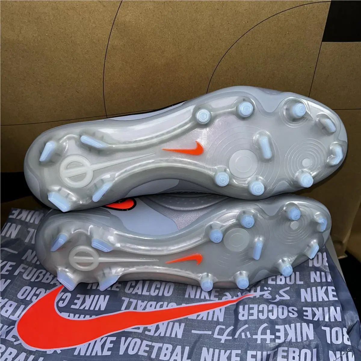Nike shoes - Nike Tiempo Legend - Tiempo Legend - DV4328-402 - Gray (UPC: 198482848132) 4