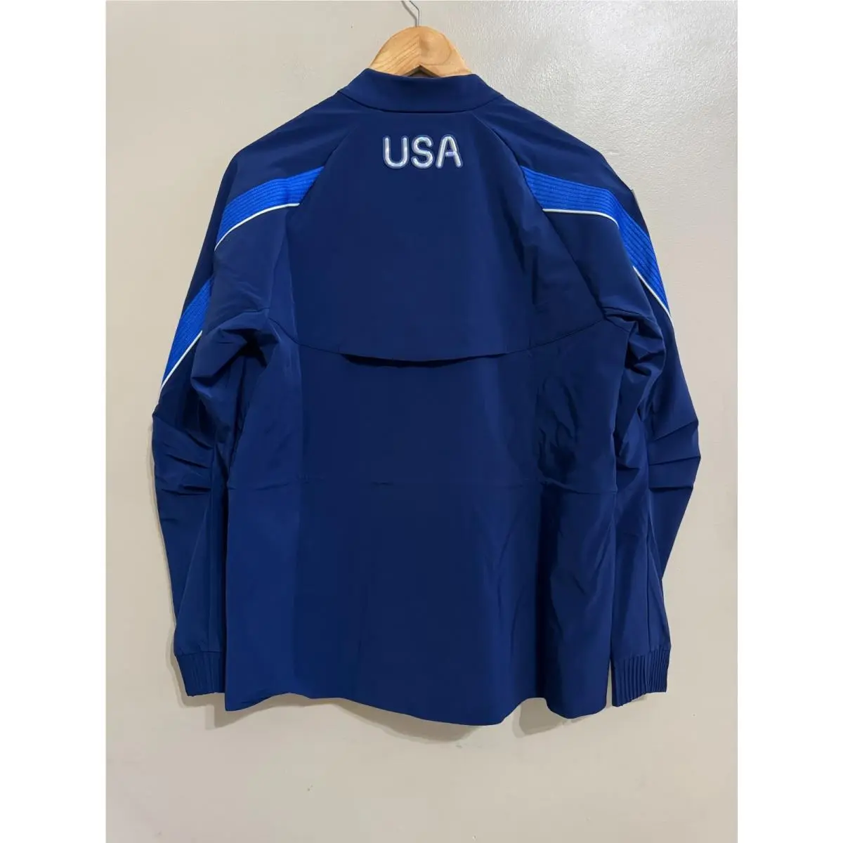 Nike clothing - Blue (UPC: 197594025080) 3