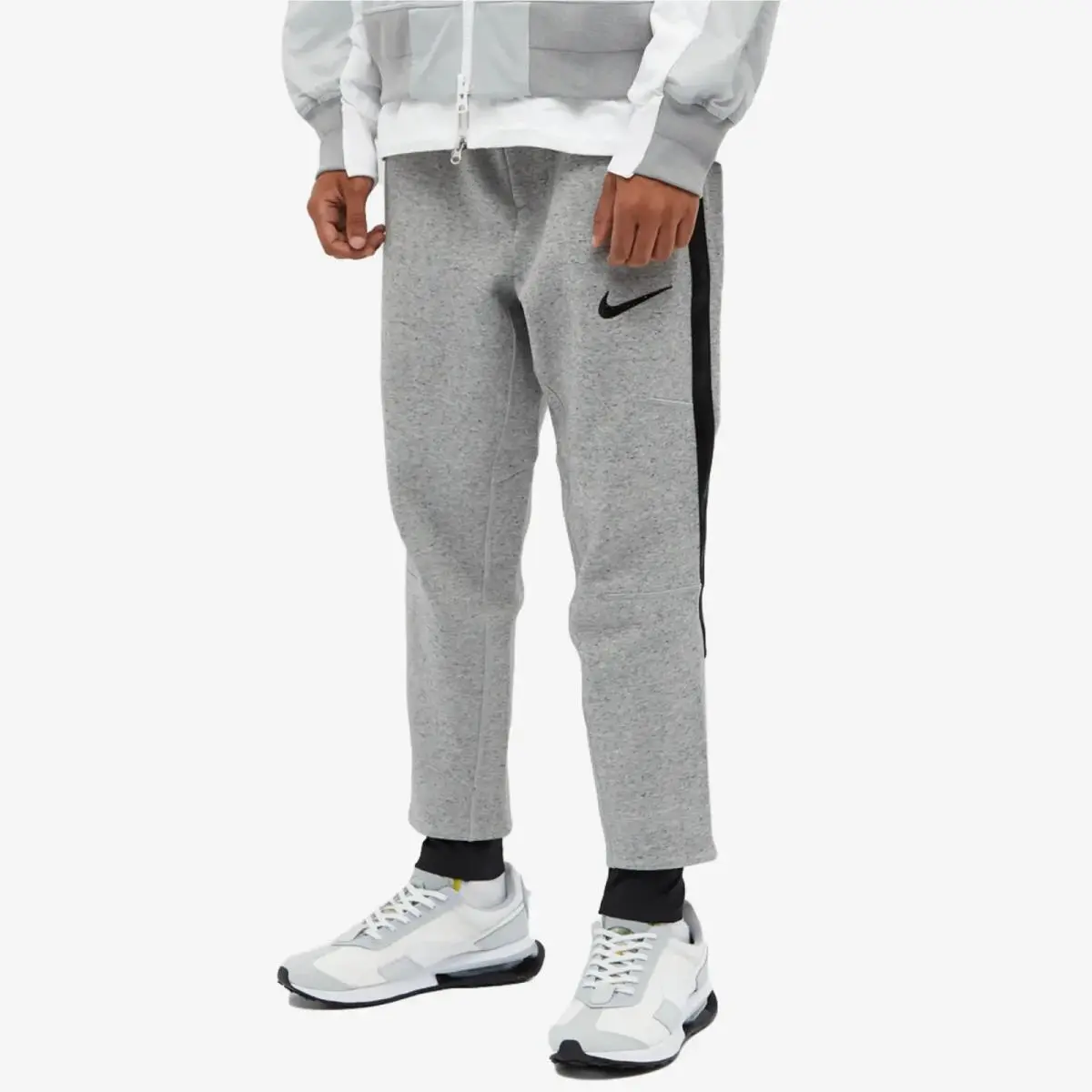 Nike clothing - Nike x Sacai Fleece Sweatpants - CW2187 063 - Gray 4