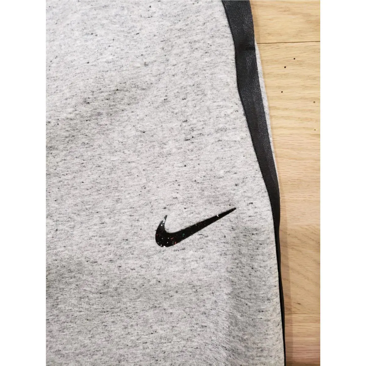 Nike clothing - CW2187-063 - CW2187-063 - Gray (UPC: 194494193802) 2