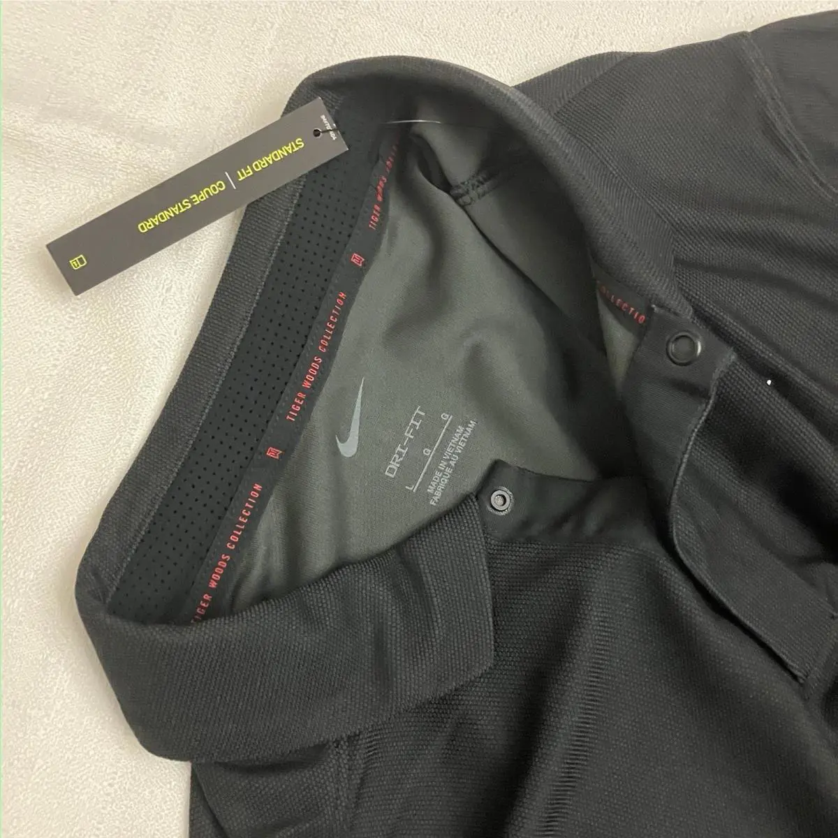 Nike clothing - Tiger Woods Dri Fit ADV Polo - Black 6