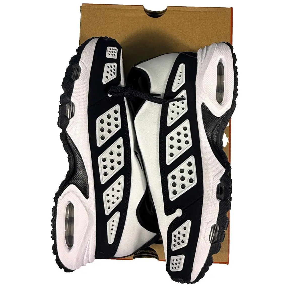 Nike Air Max Sndr White Black Womens Running Shoes US 6.5 FZ2068 100